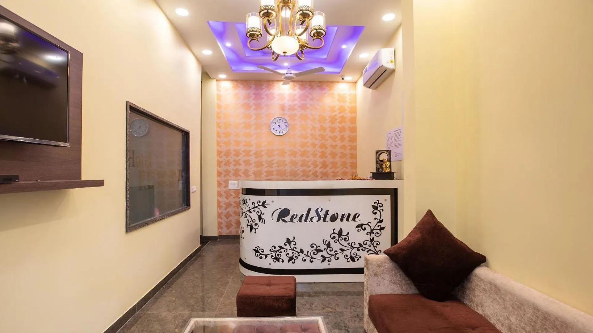 Super Oyo Hotel O Red Stone Inn New Delhi 3*,  India